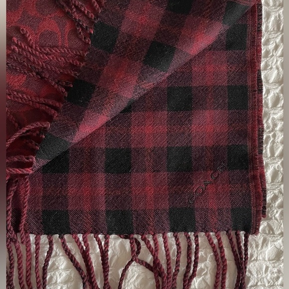 Coach Reversible Signature Plaid Wool Scarf Rich Burgundy Black OS - Picture 2 of 9